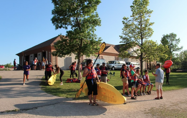 Featured image for “Paddle Night Draws Nearly 60 Winnipeggers to Red River”