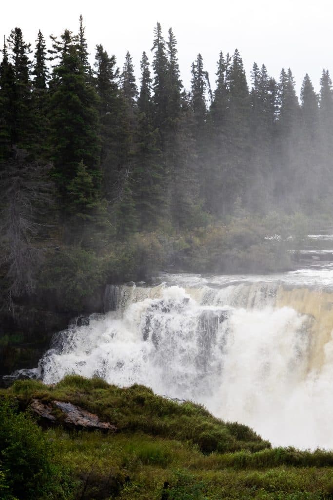 Pisew Falls in Pisew Falls Provincial Park (Riley Martin)
